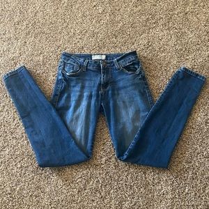 Juniors’ Jeans